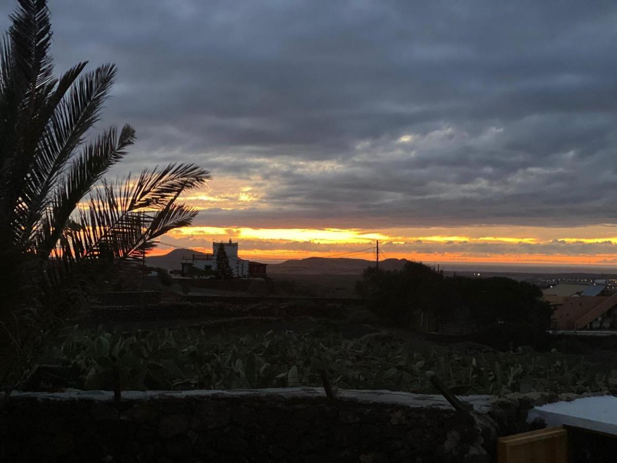 Gran Armony Appartement Villaverde  Buitenkant foto